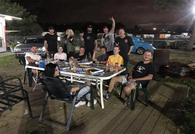 party lp 4